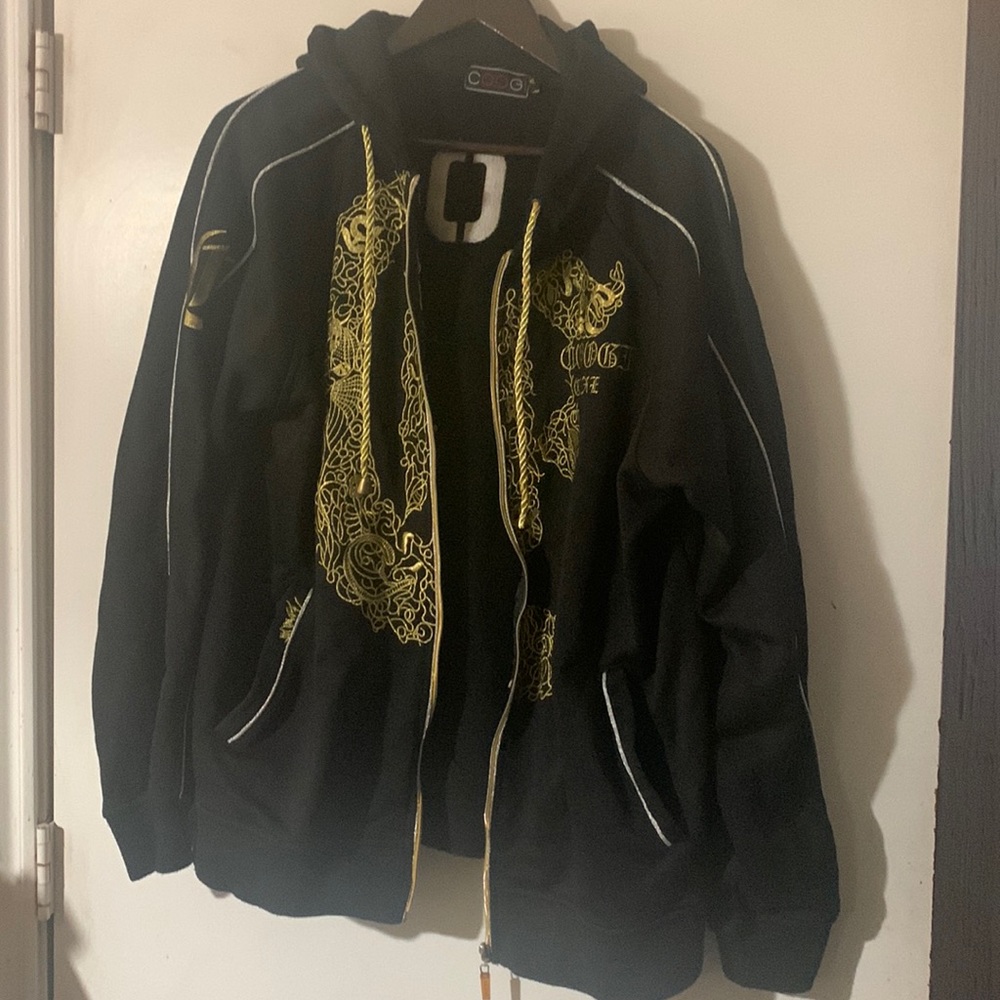 Vintage Men’s Coogi Zip-Up Black & Gold Jacket! 👑